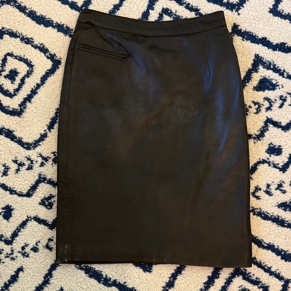 Elegant Black Leather pencil Skirt